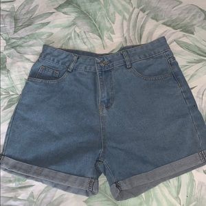 Boyfriend Fit Shorts